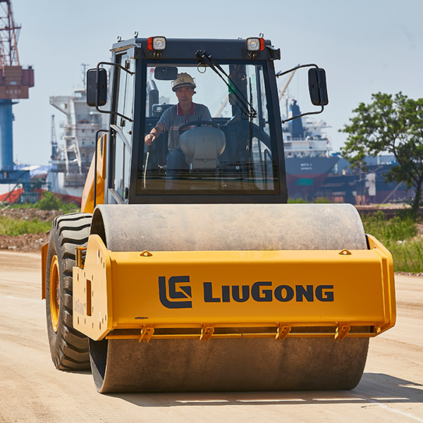 Lu rung LiuGong CLG6611E