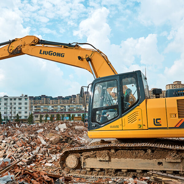 MÁY XÚC ĐÀO LIUGONG CLG922E-1.1m3