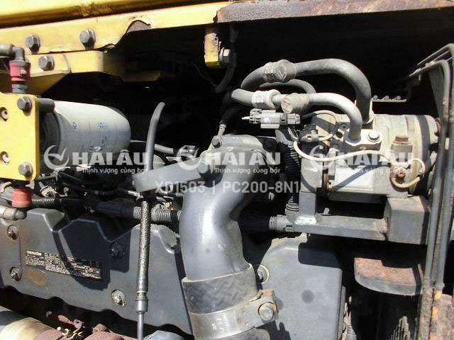 Máy Xúc Đào Bánh Xích Cũ KOMATSU PC200-8N1 (2)