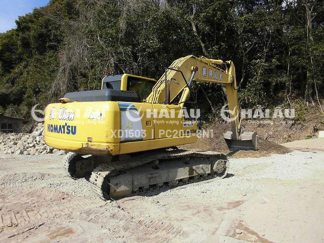Máy Xúc Đào Bánh Xích Cũ KOMATSU PC200-8N1 (31)