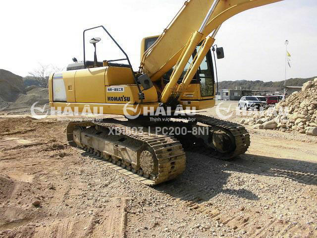 Máy Xúc Đào Bánh Xích Cũ KOMATSU PC200-8N1 (32)