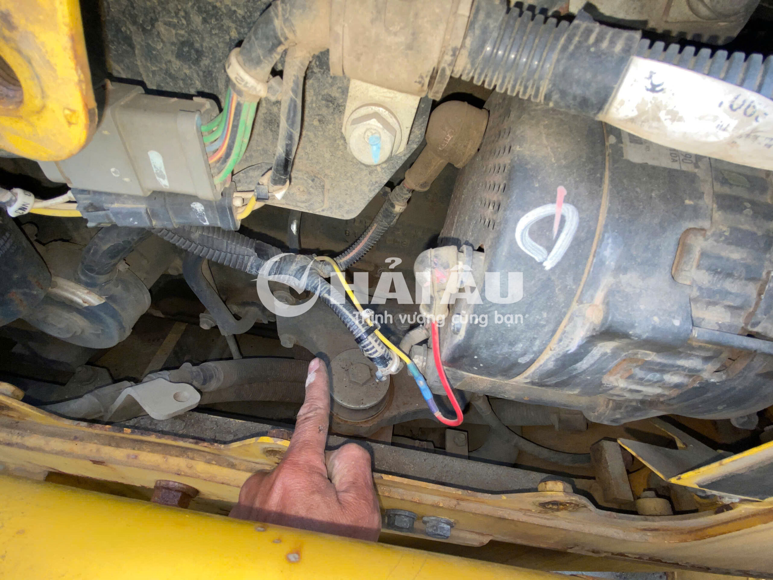 Máy ủi cũ KOMATSU D31PX-22 (12)