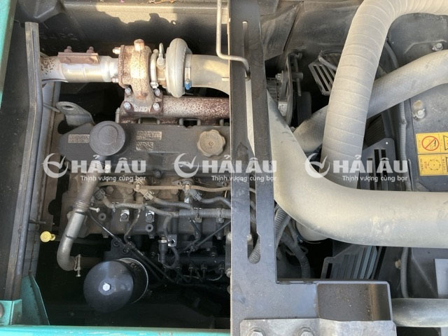 Máy xúc đào cũ KOBELCO SK135SR (12)