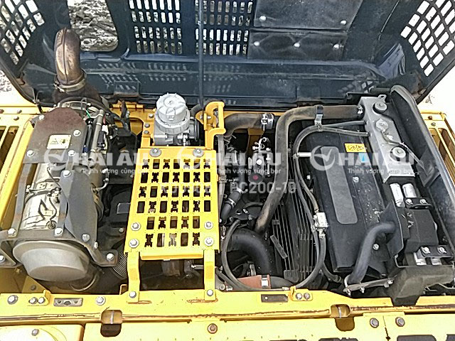 Xúc Đào KOMATSU PC200-10 8000h (70)