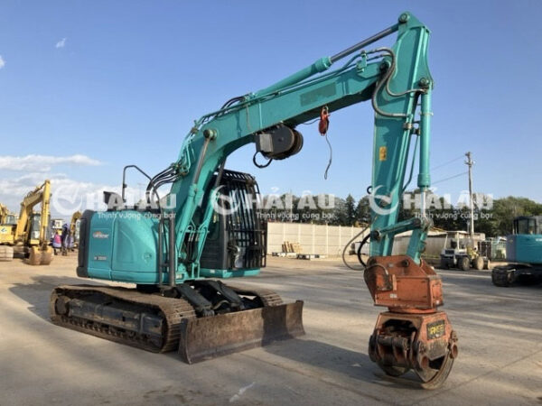 Máy Xúc Đào Bánh Xích Bãi KOBELCO SK135SR-2 (XD1000)