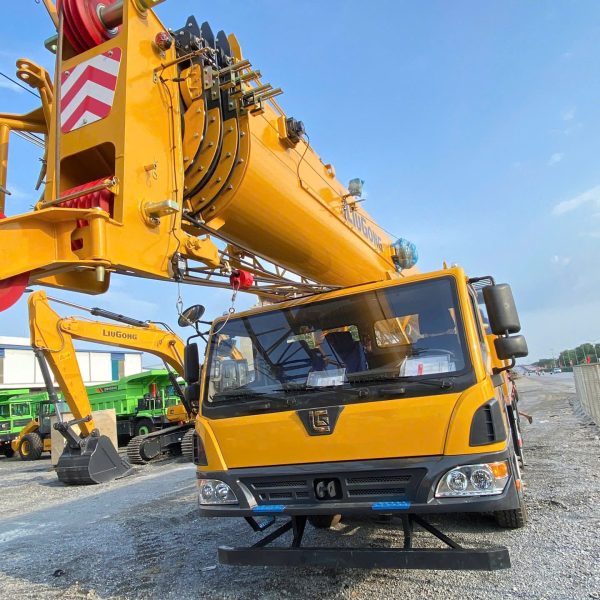 XE CẨU LỐP LIUGONG 35 TẤN LTC350C5MAX
